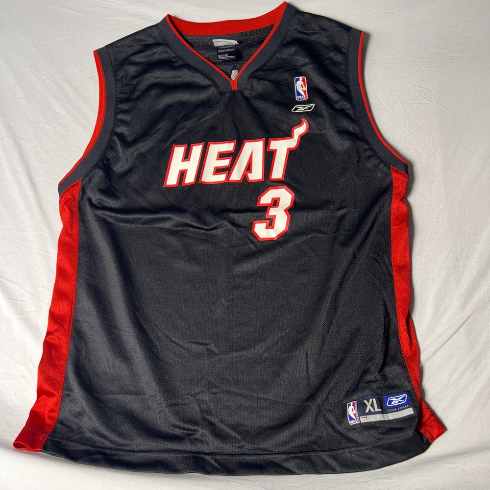 Reebok NBA Miami Heat Dwyane Wade 3 Jersey Black Red Youth XL 18-20 Mens Small